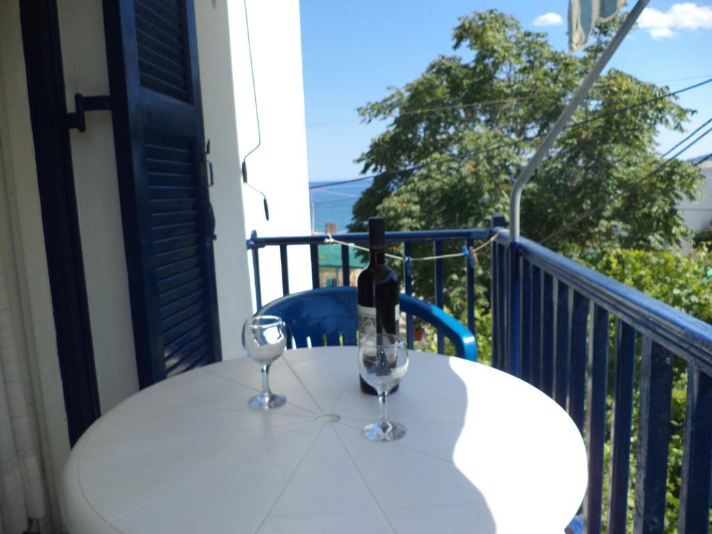 Apartament To Kamari Paralia Agias Foteinis Pokój zdjęcie